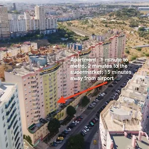 1-minute Walk To The Metro And 2 To The Supermarket Lisbon